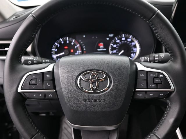 2023 Toyota Highlander LE 15