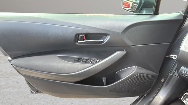 Used 2024  Toyota LE image 17
