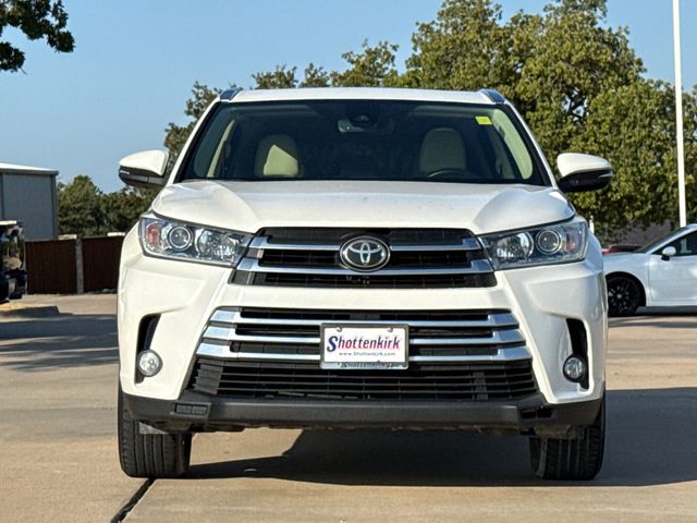 Used 2017 Toyota Highlander SUV