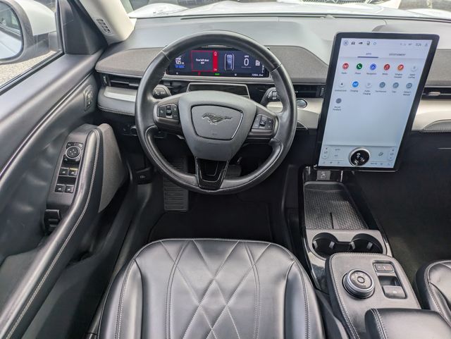 2022 Ford Mustang Mach-E Select