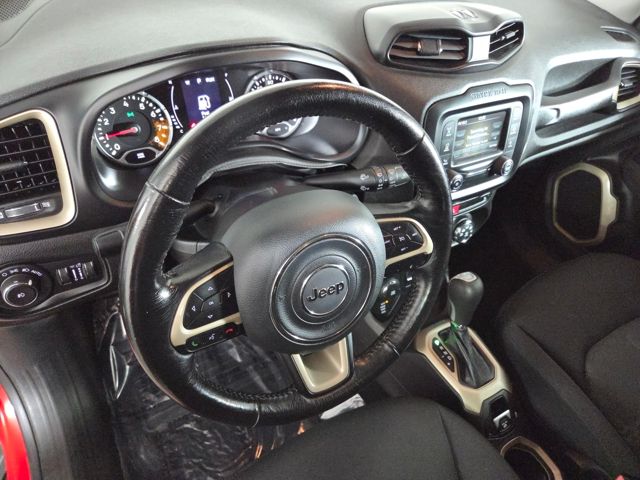 2017 Jeep Renegade Latitude North Edition photo 12