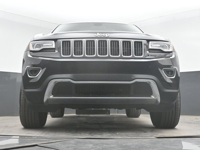 Used 2015 Black Jeep Limited image 41
