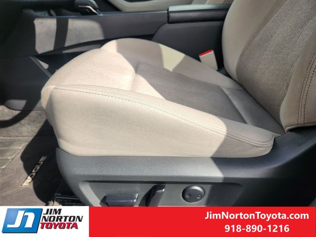 Used 2025 Nissan Rogue SUV