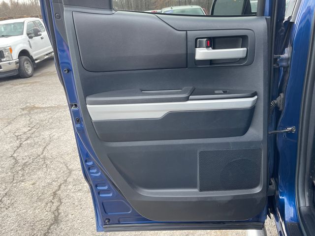 2015 Toyota Tundra SR5 - Blue Ribbon Metallic exterior view 11