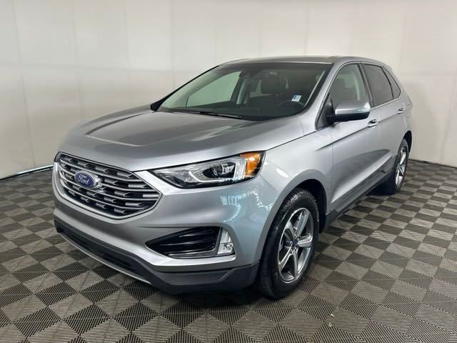 2022 Ford Edge SEL 12