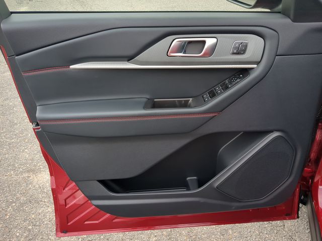 New 2026 Rapid Red Metallic Tinted Clearcoat Ford ST-Line image 19