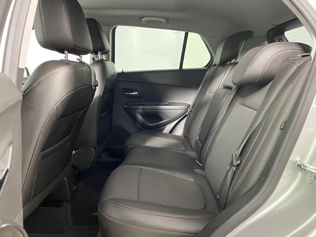 2022 Chevrolet Trax LT photo