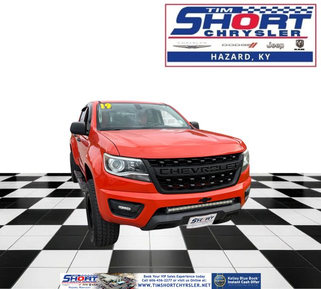 Crush 2019 Chevrolet Colorado Pickup Truck Four-Wheel Drive 8-Speed Automatic