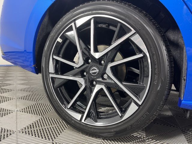 2025 Electric Blue Metallic Nissan Sentra SR FWD Sedan
