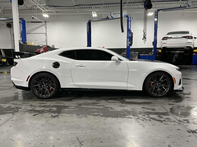 2019 Chevrolet Camaro ZL1 11