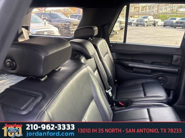 Used Car 2019 Ford Expedition  Xlt For Sale Under $25,000 In San Antonio, Texas