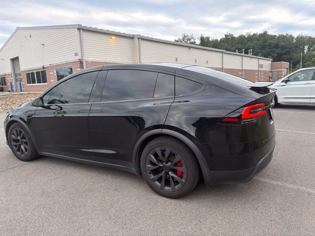 2024 Tesla Model X Plaid - 11