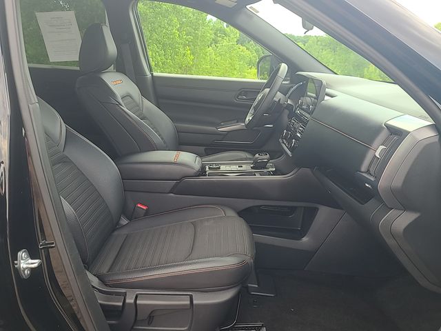 Used 2025 Nissan Pathfinder SUV