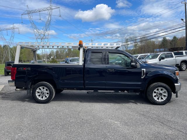 2022 Ford F-250SD XLT - Blue Metallic exterior view 8