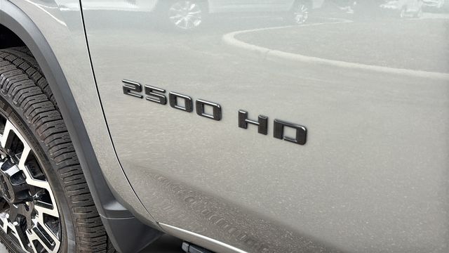 Used 2025 Gray Chevrolet LTZ image 40
