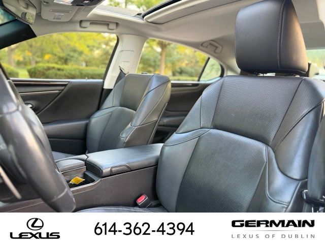 Used 2019 Black Lexus 350 image 11