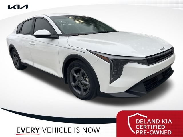 2025 Kia K4 LXS's photo