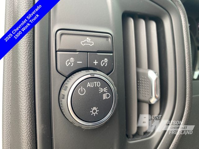 2025 Chevrolet Silverado 1500 WT photo
