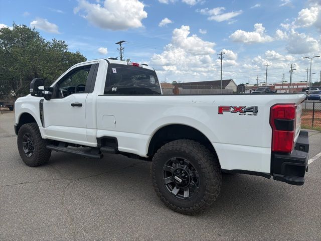 Used 2024 White Ford XL image 5