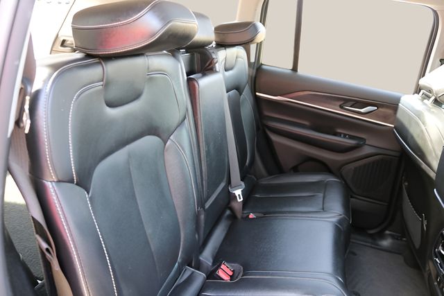 Used Car 2023 Jeep Grand Cherokee  Limited For Sale Under $35,000 In Austin, Texas