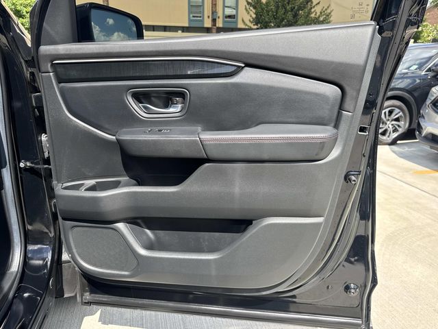 Used 2025  Honda Black Edition image 14