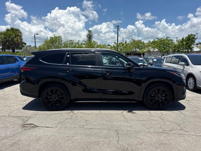 Used 2023 Toyota Highlander SUV
