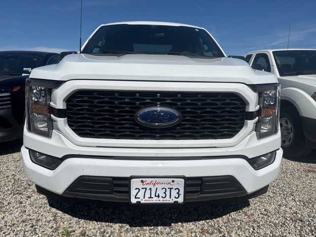 View vehicle photo 5