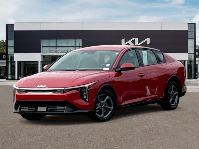  2025 Kia K4 LXS FWD   