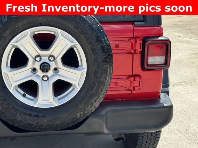 2019 Jeep Wrangler Unlimited Sport Red at Community Kia