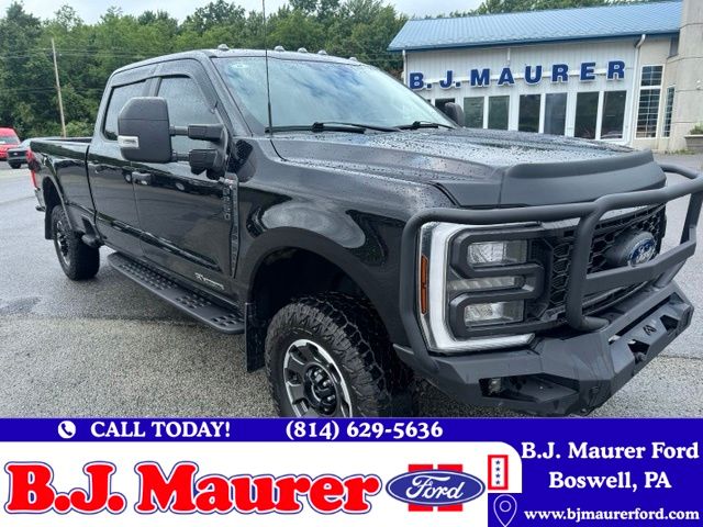 Black Metallic 2024 Ford F-250 Super Duty Pickup Truck Four-Wheel Drive Automatic
