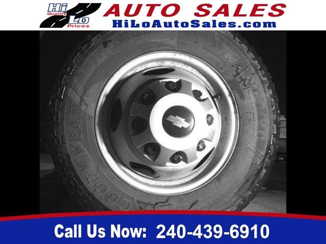 Pepperdust Metallic 2017 Chevrolet Silverado 3500HD Pickup Truck Four-Wheel Drive 6-Speed Automatic Overdrive
