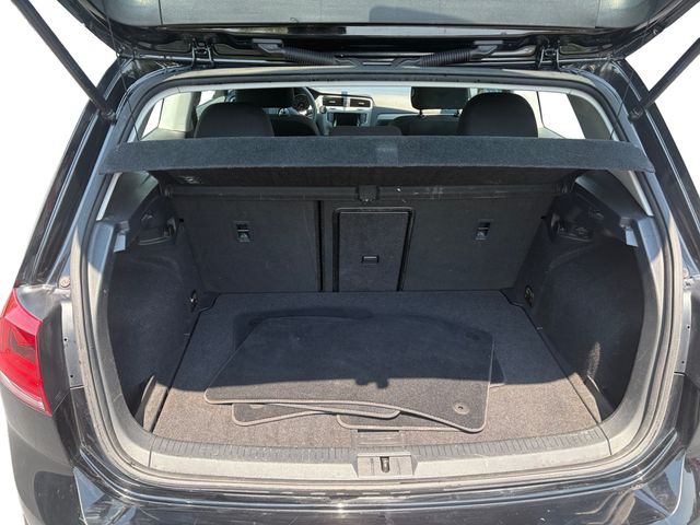 2015 Volkswagen Golf Launch Edition 2-Door - Black exterior view 18