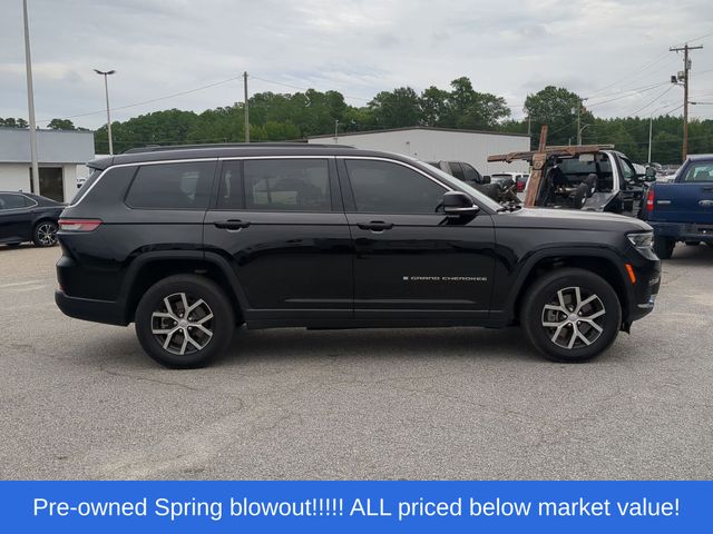 Used 2024 Diamond Black Jeep Limited image 14