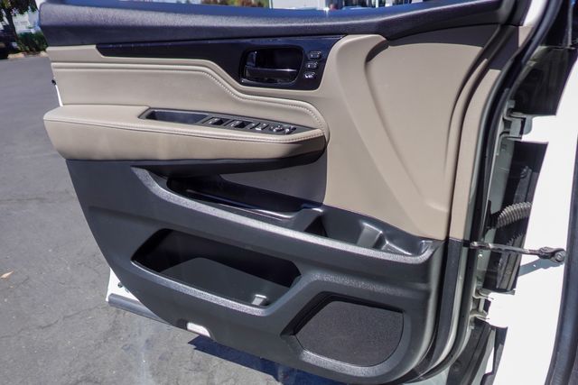 Used 2019 Honda Odyssey Van