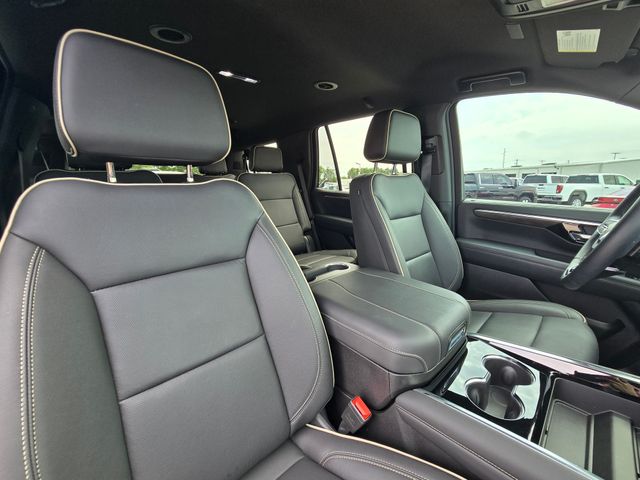 2025 Chevrolet Tahoe Premier:C02748