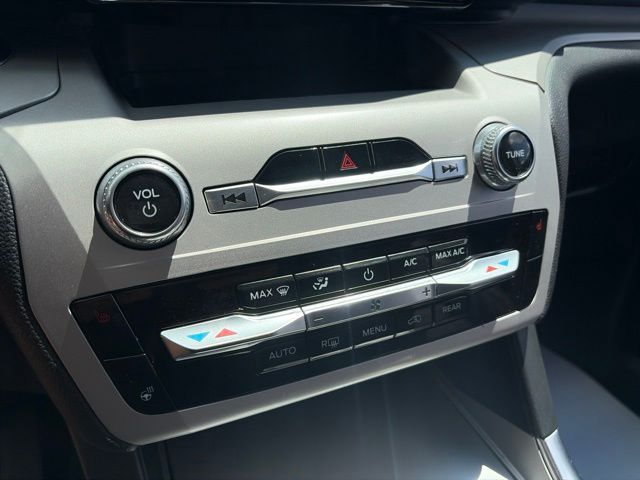 2023 Ford Explorer XLT Silver at Phil Fitts Ford