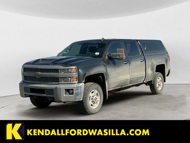 Gray (Graphite Metallic) 2019 Chevrolet Silverado 2500HD LT Crew Cab 4WD Pickup Truck Four-Wheel Drive 6-Speed Automatic