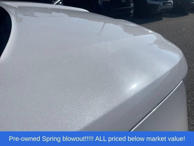 Used 2017 White Ford XLT image 20