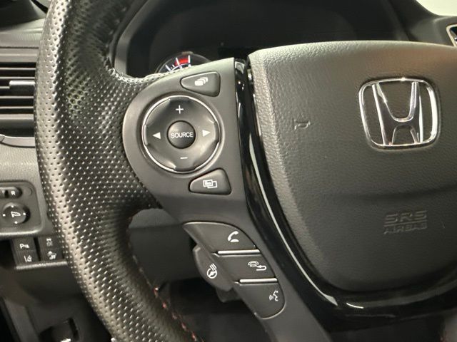 Certified Used 2023 Black Honda Black Edition image 30