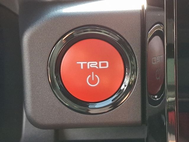 2025 Toyota 4Runner TRD Pro photo 16