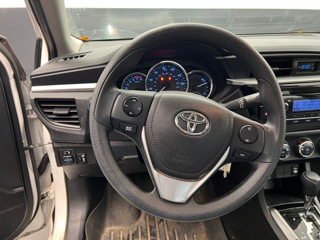 2014 Toyota Corolla LE 9