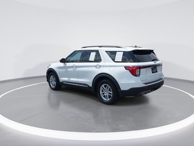 Used 2025 White Ford Active image 2