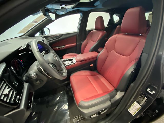 Used 2023  Lexus 350h Premium image 13