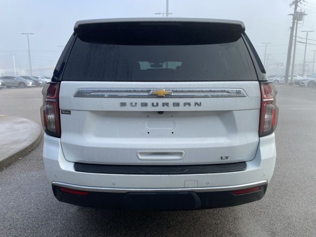 2021 Chevrolet Suburban LT photo