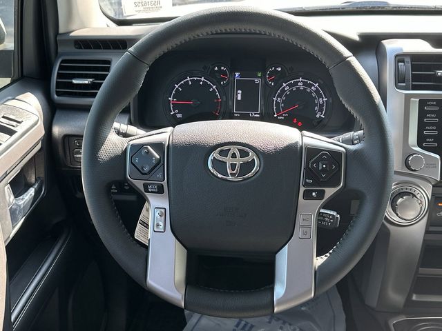 2024 Toyota 4Runner SR5 8