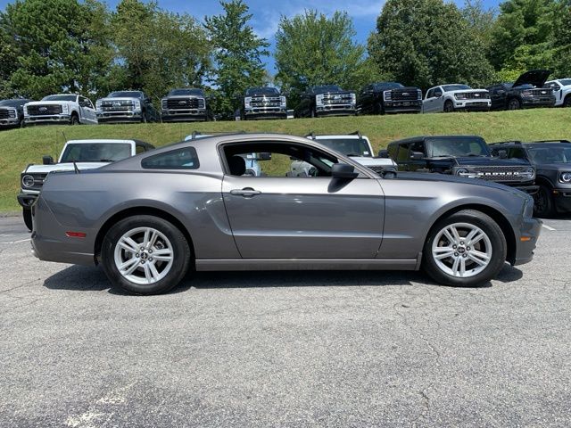 2014 Ford Mustang V6 6