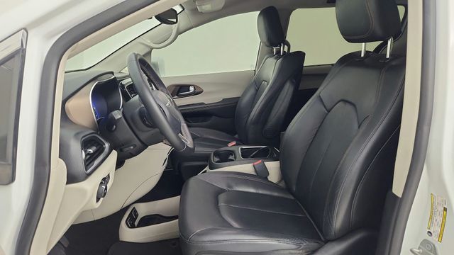 2017 Chrysler Pacifica Touring L Plus White at Parkway Family Mazda