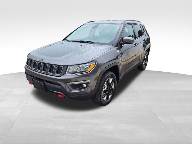 Gray (Granite Crystal Metallic Clearcoat) 2018 Jeep Compass SUV / Crossover Four-Wheel Drive 9-Speed Automatic