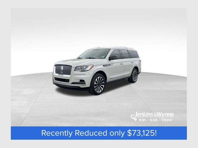 Ceramic Pearl Metallic Tri-Coat 2024 Lincoln Navigator Reserve 4WD SUV / Crossover Four-Wheel Drive Automatic