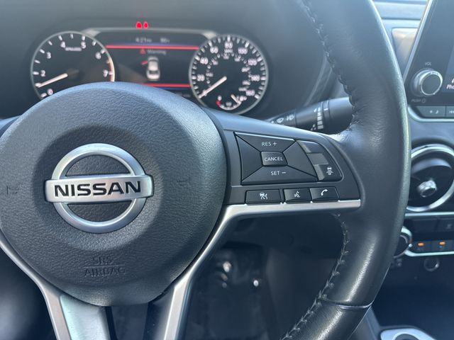 Used 2022 Blue Nissan SV image 17